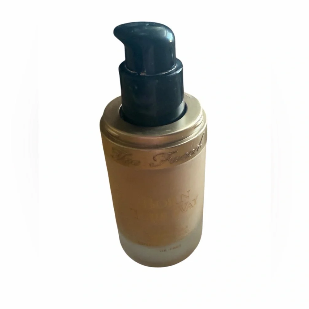Too Faced Born This Way “SWAN” Undetectable Medium To Full Coverage Foundation